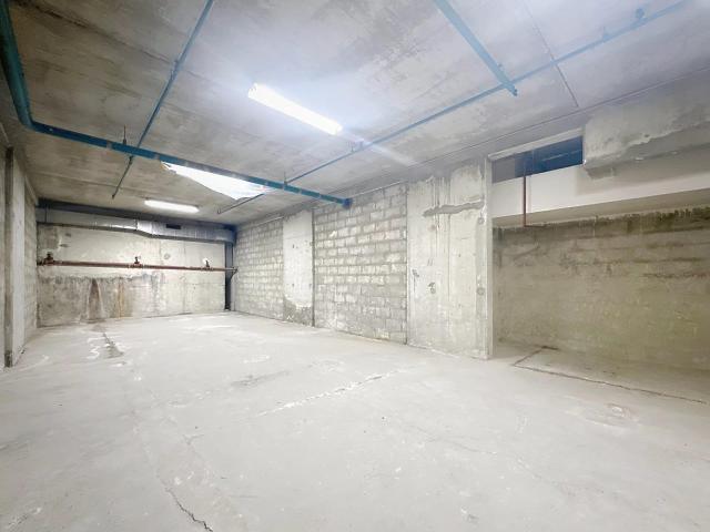 Local Commercial vente à Paris, Île-de-France