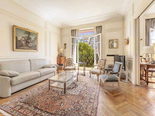Appartement vente à Paris, Île-de-France