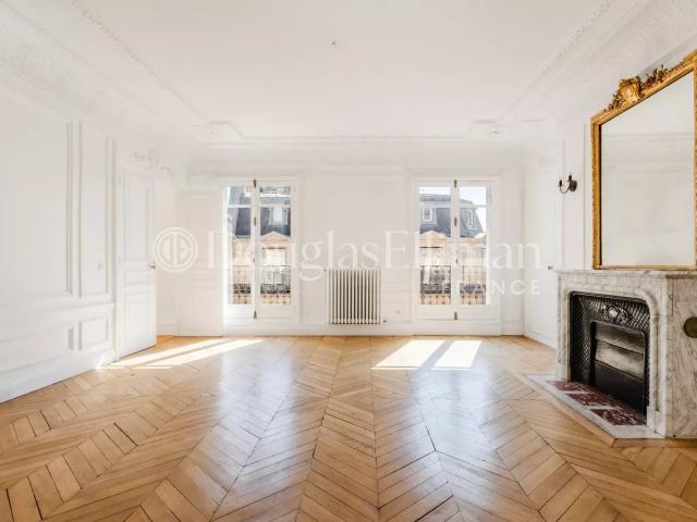 Appartement vente à Paris, Île-de-France