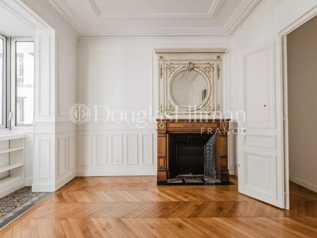 Appartement vente à Paris, Île-de-France