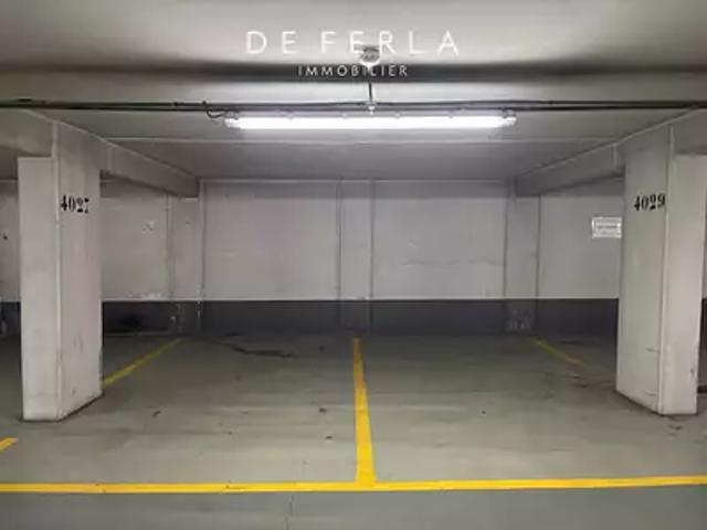Garage vente à Paris, Île-de-France