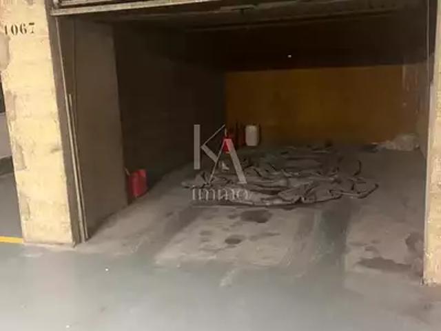 Garage vente à Paris, Île-de-France