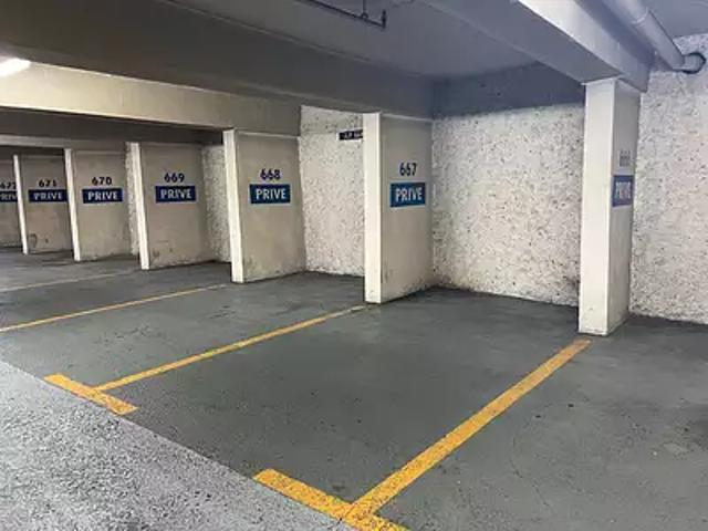 Garage vente à Paris, Île-de-France