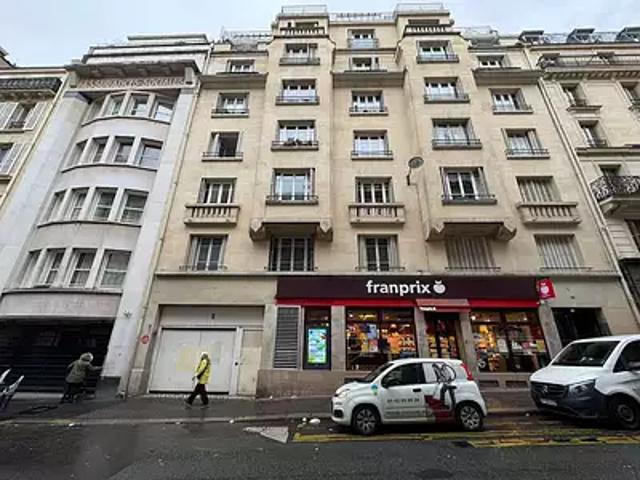 Garage vente à Paris, Île-de-France
