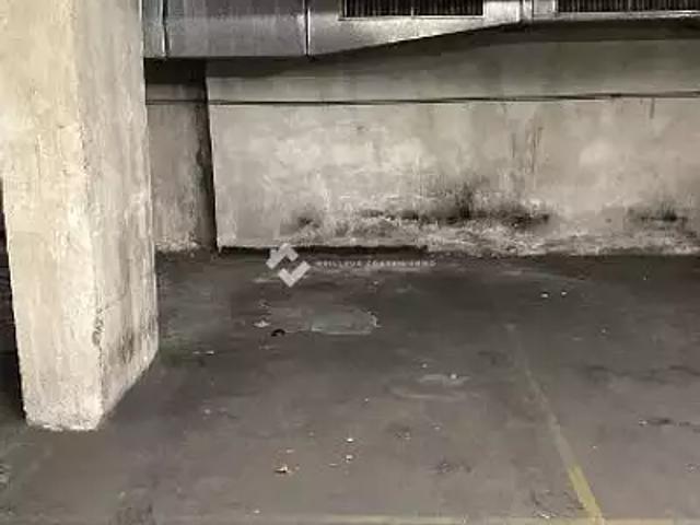 Garage vente à Paris, Île-de-France