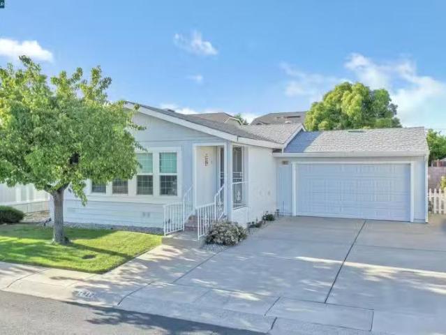 House for rent in Concord