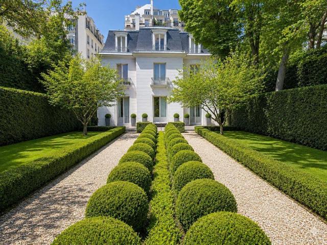 Villa vente à Paris, Île-de-France