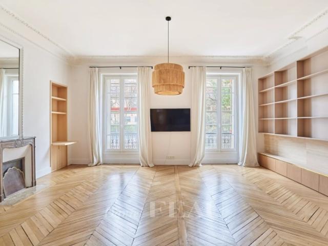 Appartement vente à Paris, Île-de-France