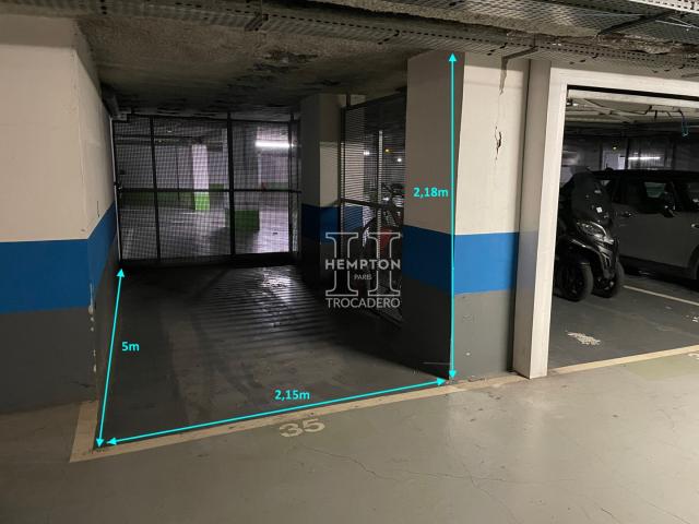 Garage vente à Paris, Île-de-France