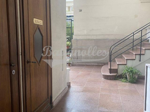 Studio location à Paris 17e Arrondissement, Paris