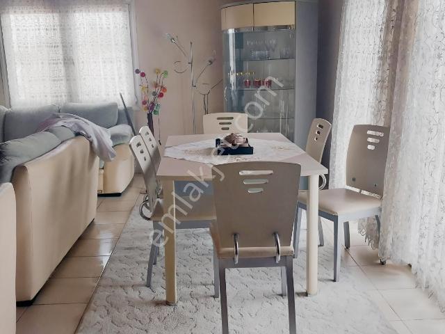 Dumlupınar Mahallesi, Buca içerisinde satılık mülk