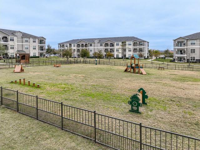 Apartment for rent in Aubrey, Texas