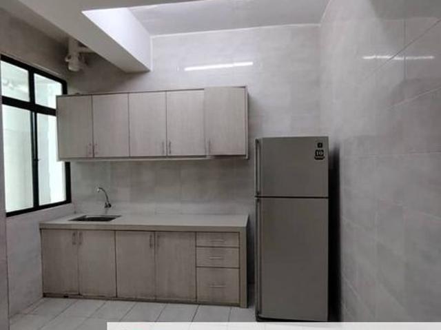 Condominium for sale in Petaling, Damansara Damai