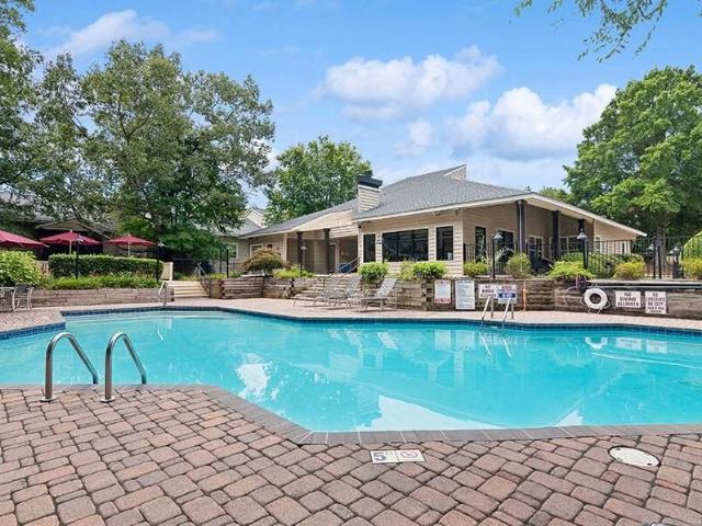 Apartment for rent in Mecklenburg, North Carolina