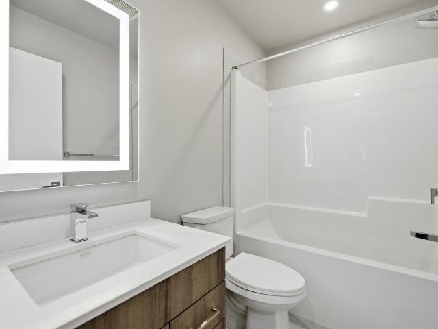 Apartment for rent in Wedgewood, Alberta