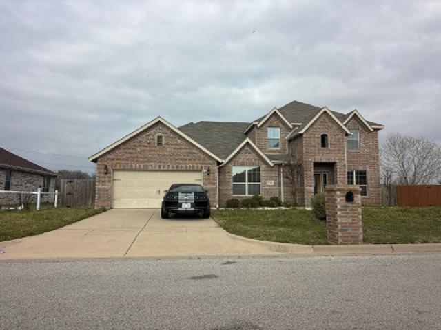 House for sale in Forest Hill, Texas