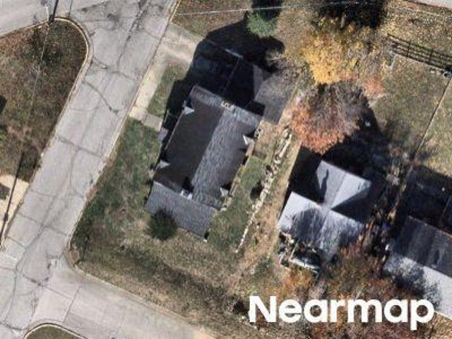 House for sale in Charleston, West Virginia