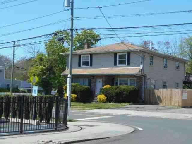 House for sale in Village of Babylon, Town of Babylon