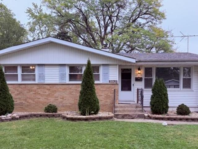 House for sale in Lansing, Illinois