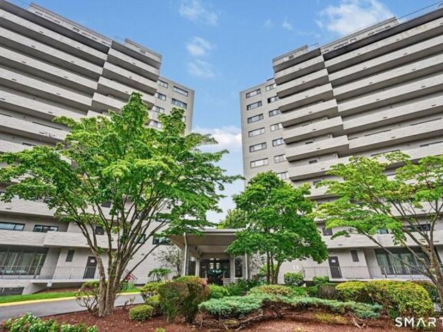 Condo for sale in Toilsome Hill, Bridgeport