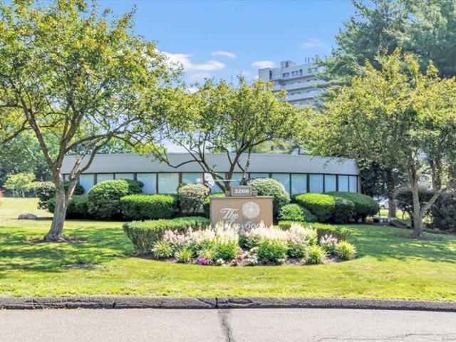 Condo for sale in Bridgeport