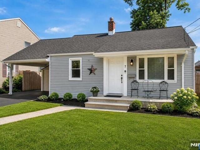 House for sale in Passaic, New Jersey