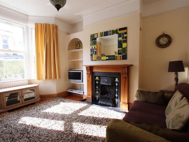 Apartment for rent in Beechen Cliff, Dulcote