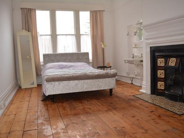 Room for rent in Bedford