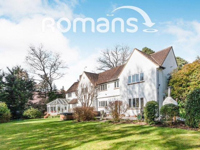 House for rent in Heol-las, Surrey