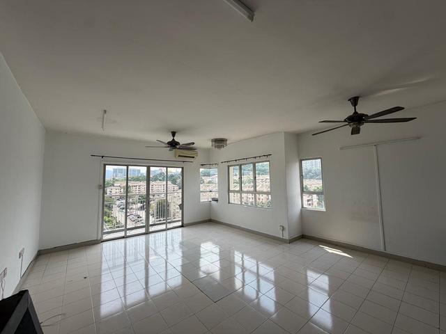 Serviced Residence for sale in Petaling, Damansara Damai