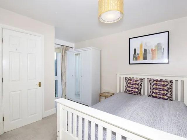 Apartment for rent in Thrupp, Evershot