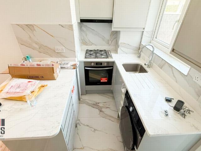 Studio for rent in Palmers Green, Greater London