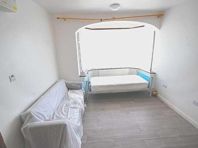 Apartment for rent in London Borough of Ealing, Greater London