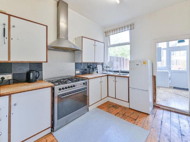 House for rent in London Borough of Merton, Mitcham