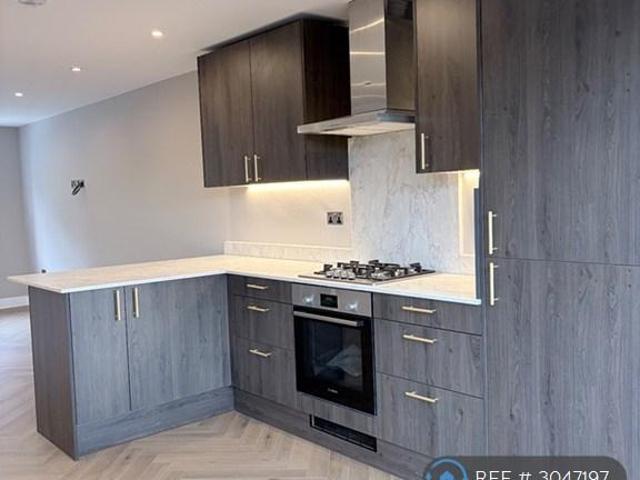 Apartment for rent in Dudden Hill, Greater London