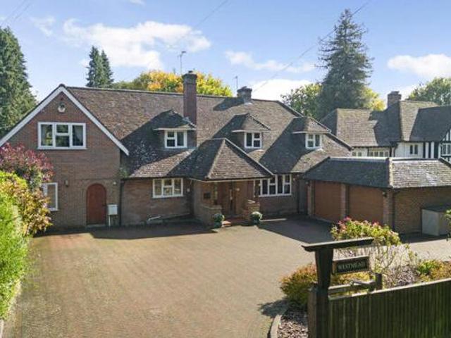 House for sale in Batchworth, Hertfordshire