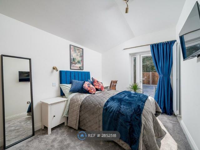 Room for rent in London Borough of Hounslow, Greater London