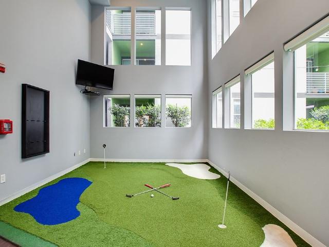 Apartment for rent in Canoga Park, California