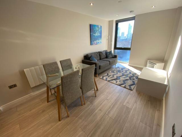 Apartment for rent in Calderstones