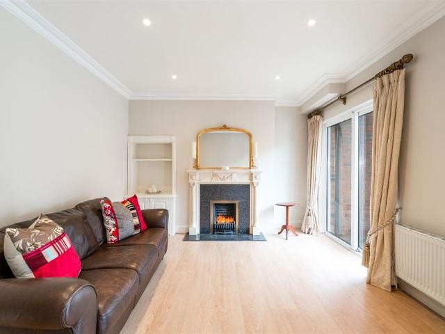 House to rent in Bluebell, North Tipperary