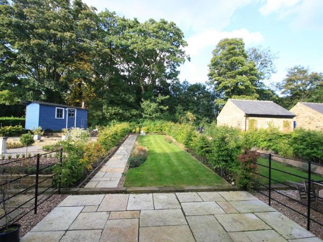 House for rent in Roundhay, West Yorkshire