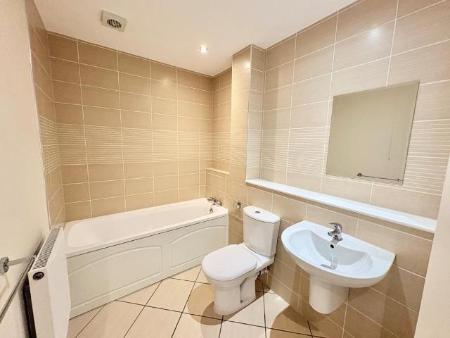 Apartment for rent in Coleshill CP, Gun Hill