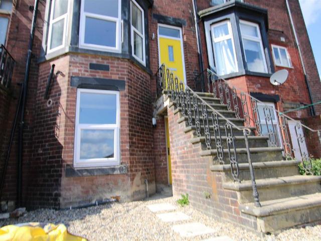 Apartment for rent in Armley, West Yorkshire