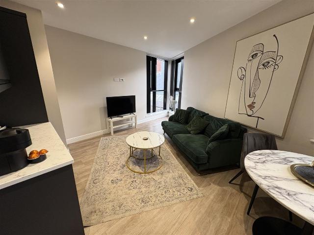 Apartment for rent in Woodhouse, West Yorkshire