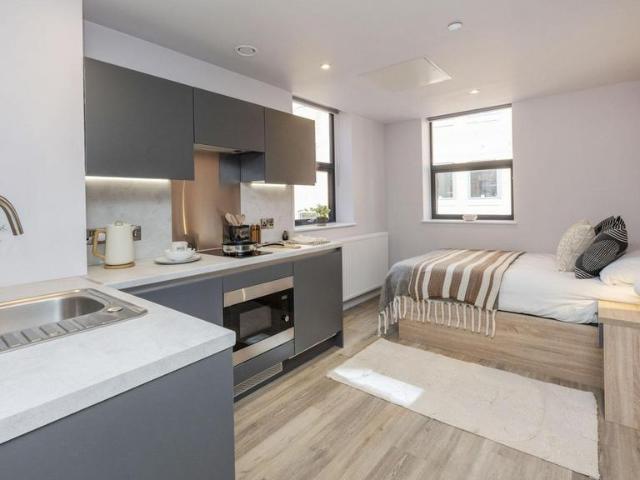 Apartment for rent in Woodhouse, West Yorkshire