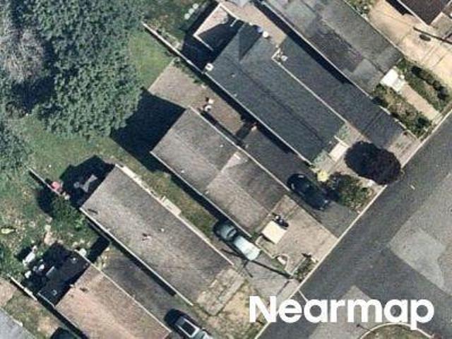 House for sale in Oakland, New Jersey