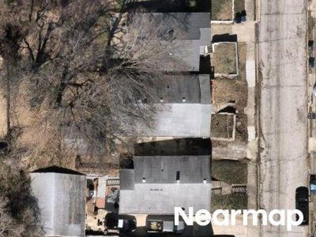 House for sale in Alton, Illinois