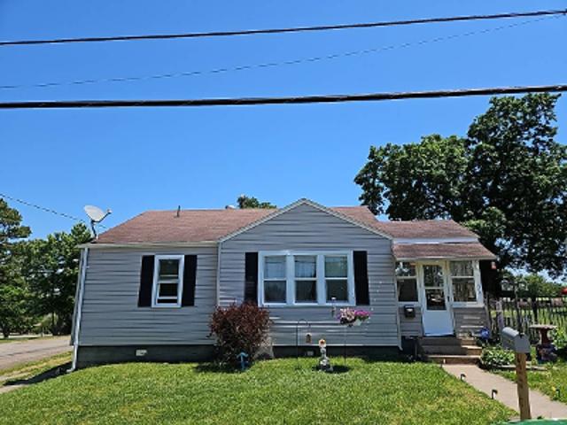 House for sale in Fredericktown, Missouri