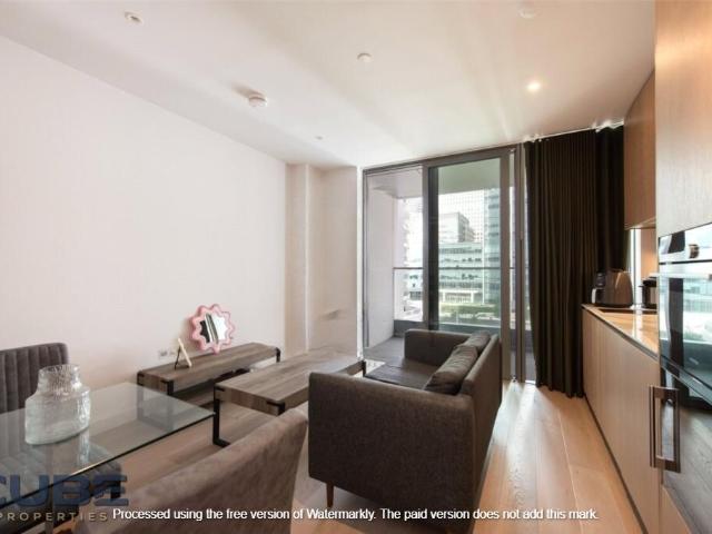 Room for rent in Cubitt Town, Greater London