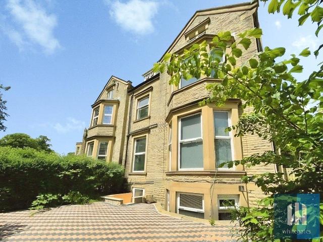 Room for rent in Greenhead, Kirklees